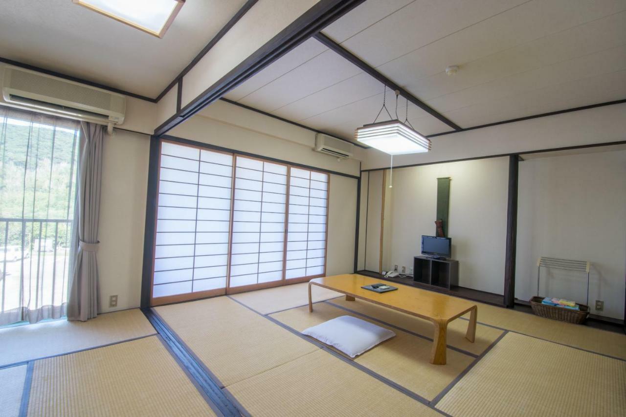 Hotel Kamiso Kamitsushima Esterno foto